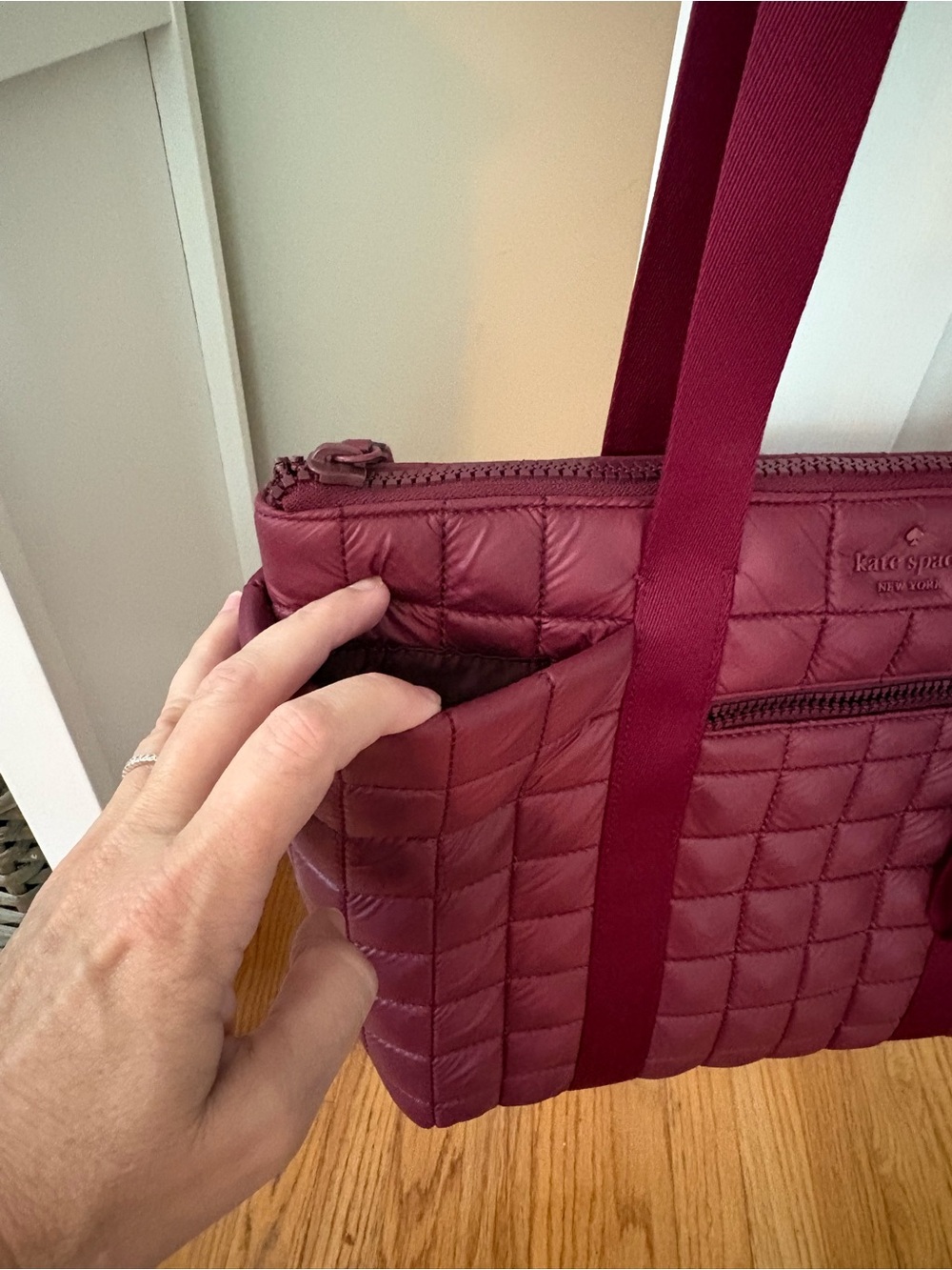 Kate Spade Quilted Tote w/Matching Crossbody Set - Picture 4 of 12